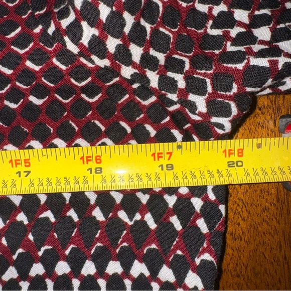 Volcom Stone Resort Button Up Shory Sleeve‎ Burgandy Black Size Small - Picture 2 of 4